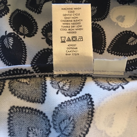 Ann Taylor Leaf Pattern Motif Work Blouse - Picture 7 of 13